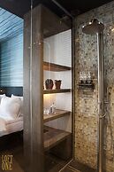 Manzo's Suites