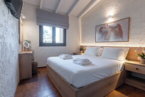 Despoina Apartments by Estia