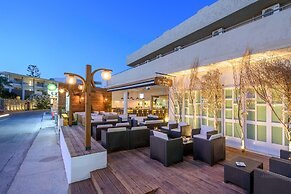 Despoina Apartments by Estia