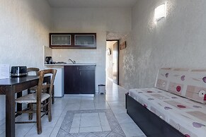 Despoina Apartments by Estia