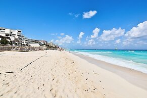 Solymar Condo by Casago