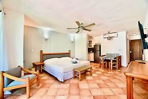 Solymar Condo by Casago