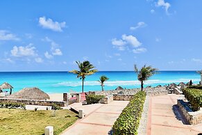 Solymar Condo by Casago