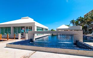 Solymar Condo by Casago