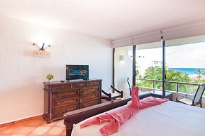 Solymar Condo by Casago