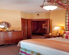 Greenville Inn at Moosehead Lake