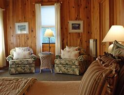 Greenville Inn at Moosehead Lake