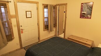 Whittaker's Motel & Historic Bunkhouse