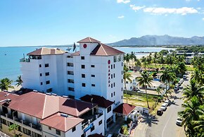 Ramada Suites by Wyndham Wailoaloa Beach Fiji