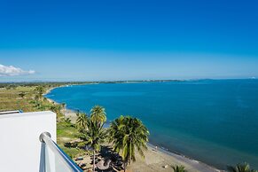 Ramada Suites by Wyndham Wailoaloa Beach Fiji