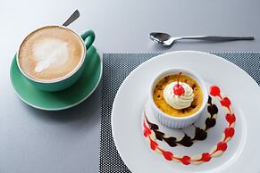 Ramada Suites by Wyndham Wailoaloa Beach Fiji