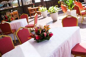 Ramada Suites by Wyndham Wailoaloa Beach Fiji