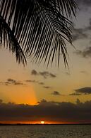 Ramada Suites by Wyndham Wailoaloa Beach Fiji