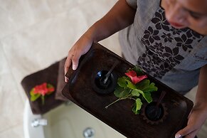 Ramada Suites by Wyndham Wailoaloa Beach Fiji