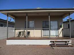 Sundowner Cabin and Tourist Park