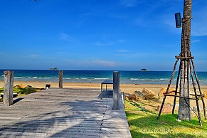 Malibu Hua Hin by Puppap