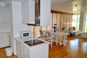 Malibu Hua Hin by Puppap