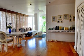 Malibu Hua Hin by Puppap