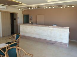 Artemis Bay by Estia