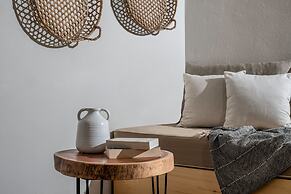 Elea Suites & Residences