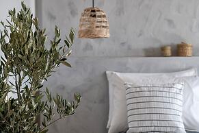 Elea Suites & Residences