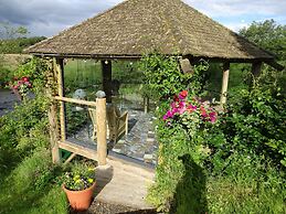 Black Burn Lodge