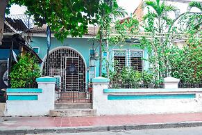 Aluna Hostel B&B