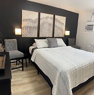 Chewelah Motel and RV Park