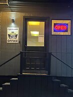 Chewelah Motel and RV Park