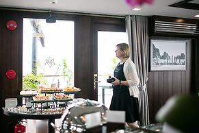 Orchid Classic Cruise