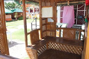 Maxvir Inn Beach Resort