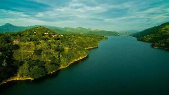 VICTORIA GOLF RESORT SRI LANKA