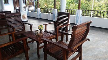 Dhammika Magic Palace