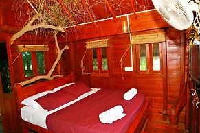 Lake Villa Resort