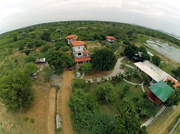 Lake Villa Resort