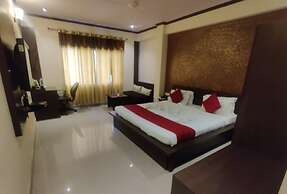 Hotel Savi Regency