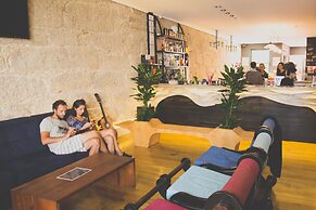 Nice Way Porto Hostel