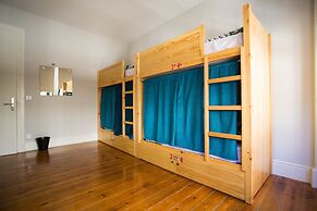 Nice Way Porto Hostel