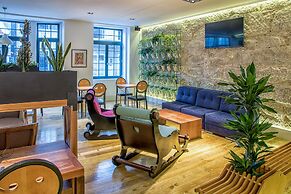 Nice Way Porto Hostel