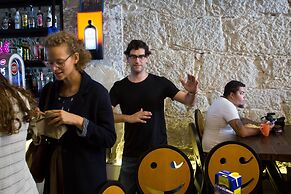 Nice Way Porto Hostel