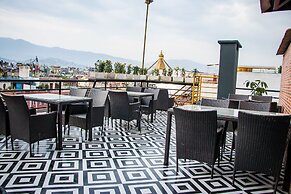 Vannasut Hotel and Spa