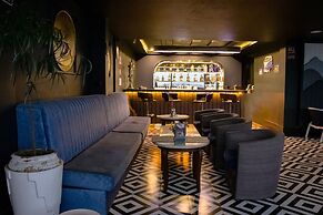 Vannasut Hotel and Spa