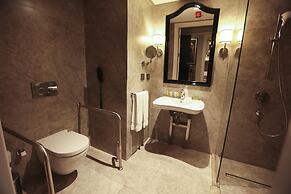 DoubleTree by Hilton Hotel Izmir Airport