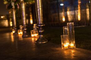 DoubleTree by Hilton Hotel Izmir Airport