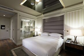 DoubleTree by Hilton Hotel Izmir Airport