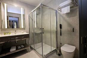 DoubleTree by Hilton Hotel Izmir Airport