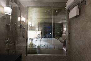 DoubleTree by Hilton Hotel Izmir Airport