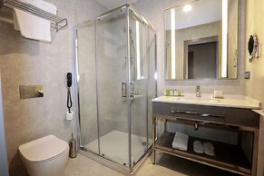 DoubleTree by Hilton Hotel Izmir Airport