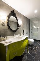 DoubleTree by Hilton Hotel Izmir Airport