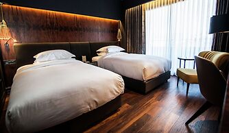 DoubleTree by Hilton Hotel Izmir Airport